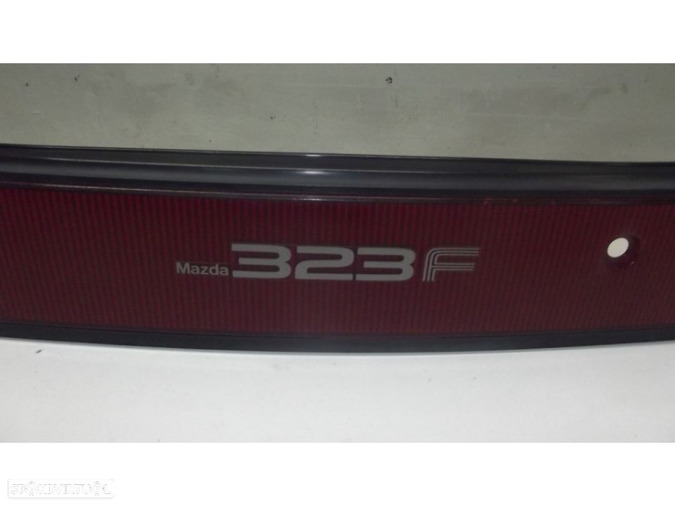 Mazda 323 F conj.farolins traseiros originais - 3