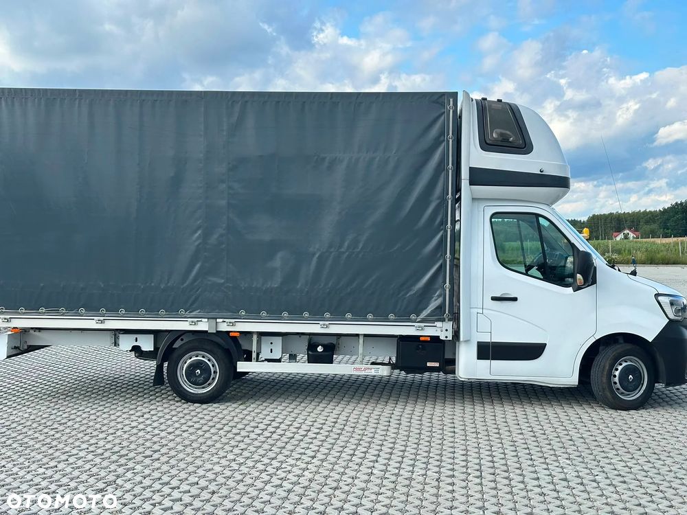 Renault Master - 32