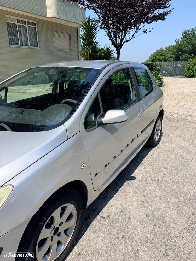 Peugeot 307 1.6 HDi Executive - 5