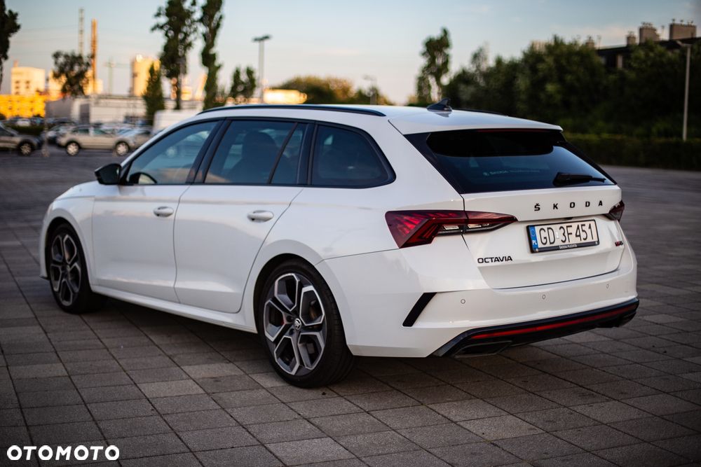 Skoda Octavia 2.0 TSI RS DSG - 8