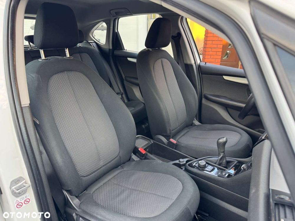 BMW Seria 2 - 10