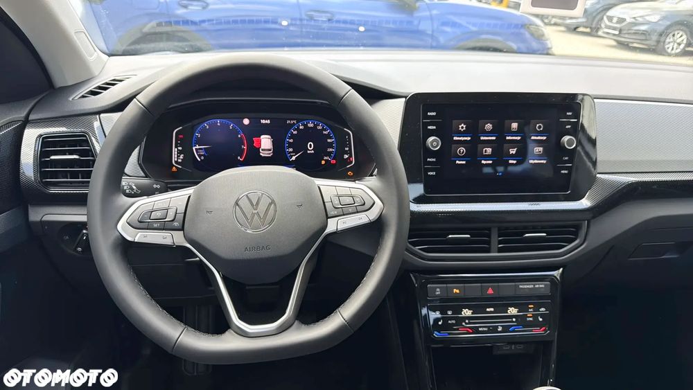Volkswagen T-Cross - 17