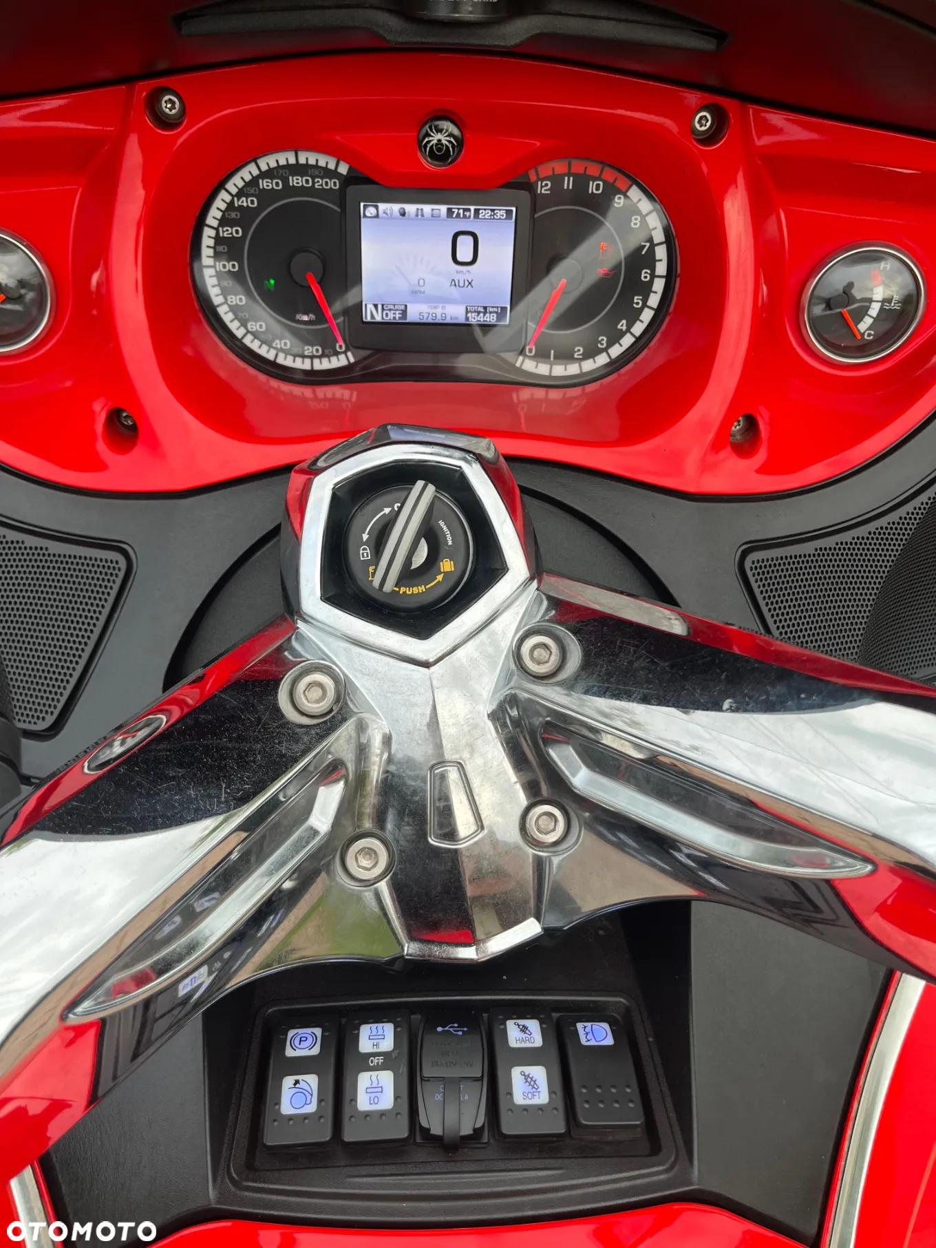 Can-Am Spyder - 7