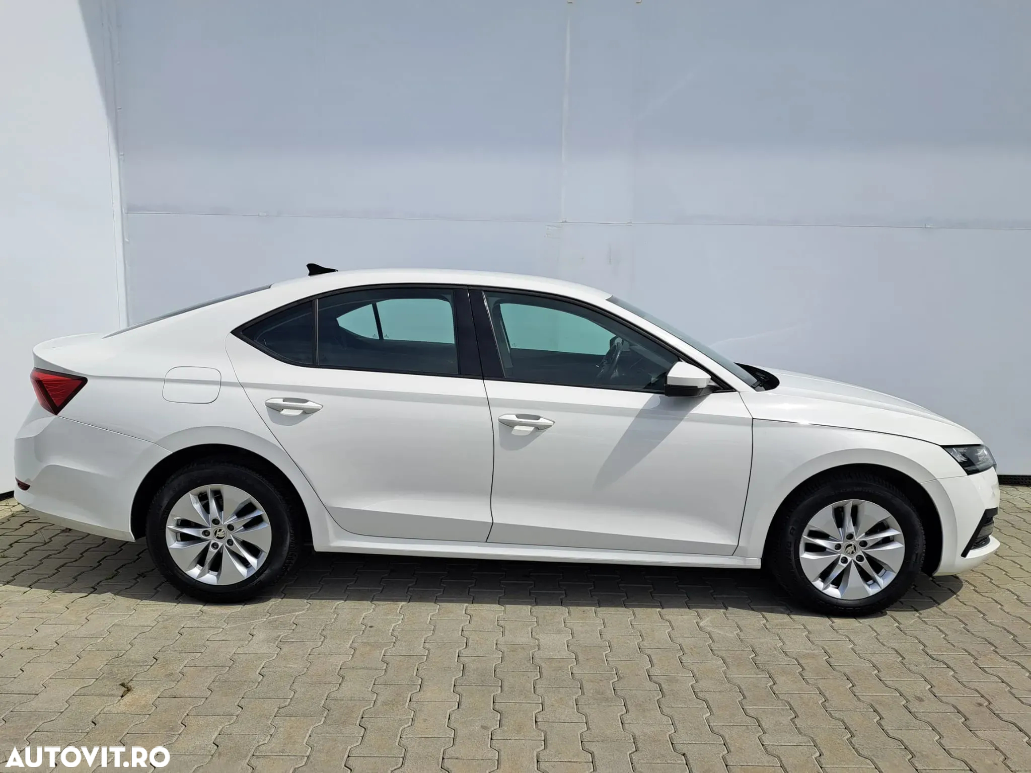 Skoda Octavia 2.0 TDI Ambition - 6