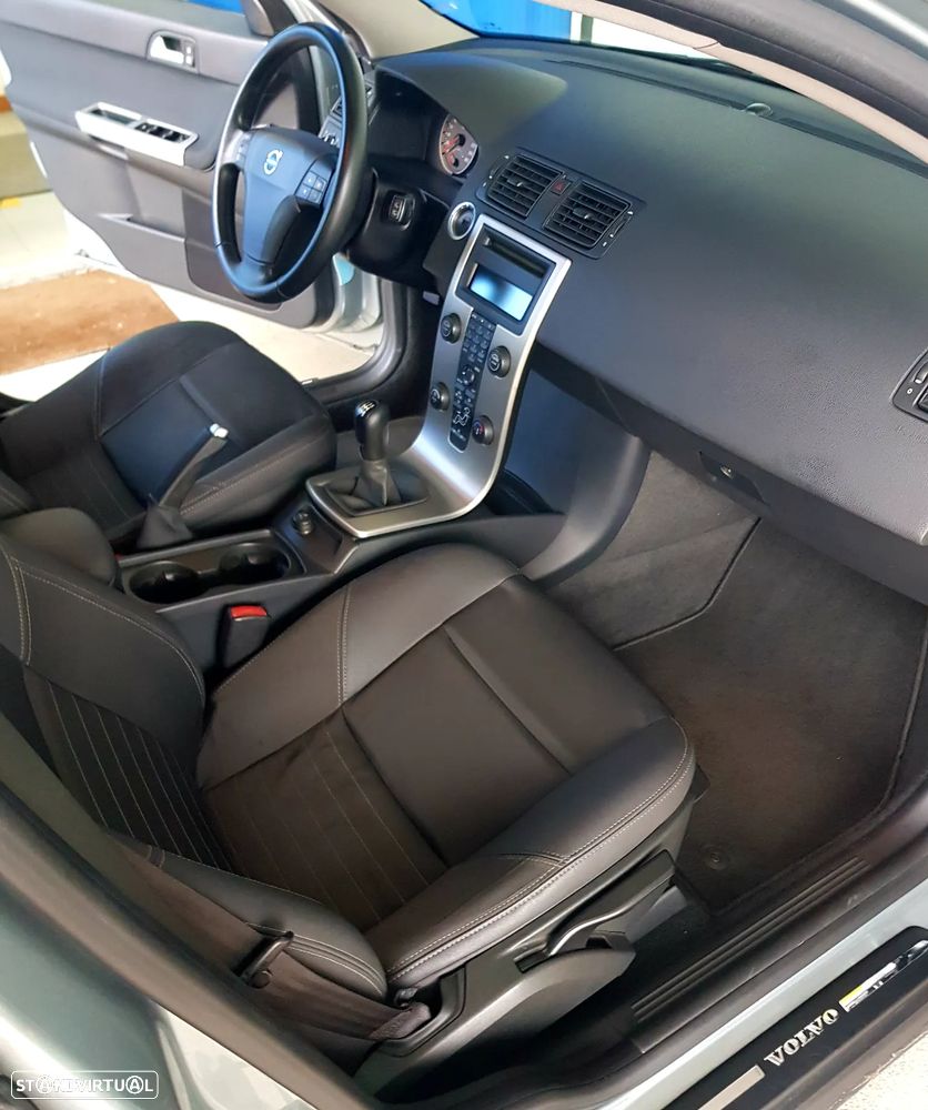 Volvo V50 1.6 D Nível 2 - 28
