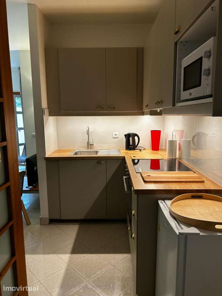 Apartamento com 1 quartos - localizado em Cedofeita Porto - Grande imagem: 5/9