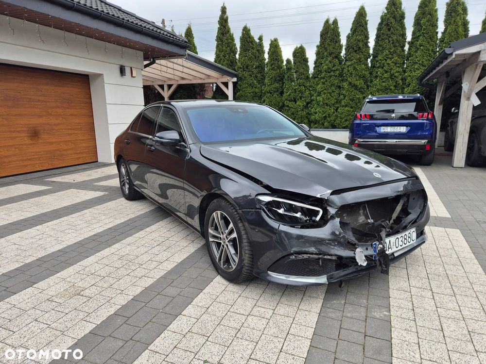 Mercedes-Benz Klasa E - 2
