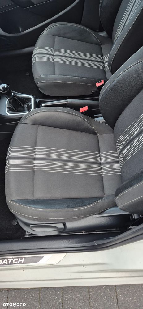 Volkswagen Polo 1.6 TDI MATCH - 22