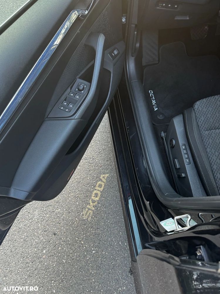 Skoda Octavia 2.0 TDI DSG Style - 8