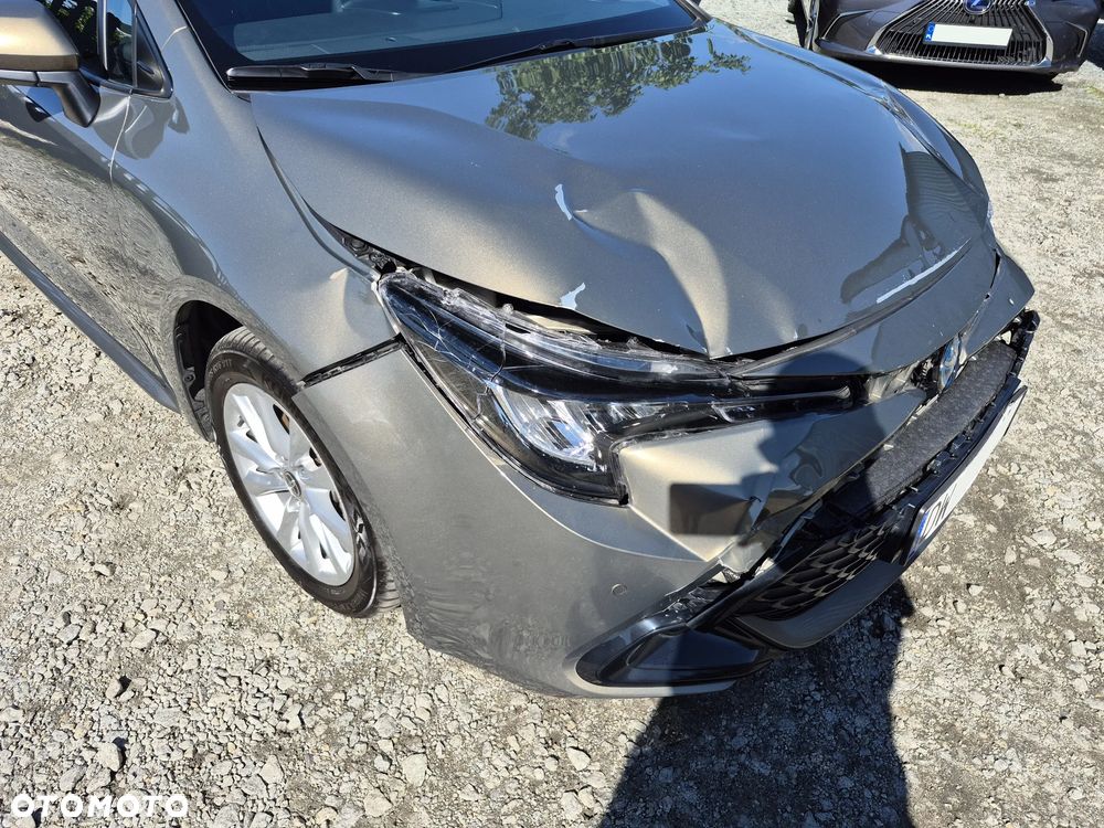 Toyota Corolla 1.8 Hybrid Comfort - 26