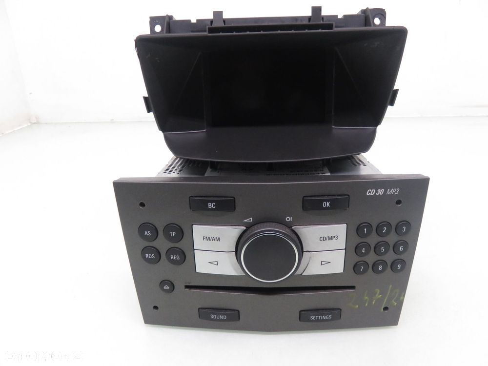 RADIO CD30 WYSWIETLACZ OPEL ZAFIRA B 13275077 13255557 497316088 - 1
