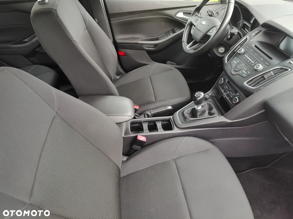 Ford Focus 1.0 EcoBoost Edition - 17