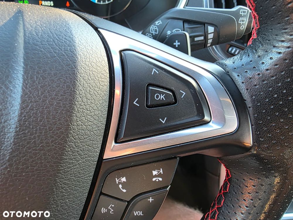 Ford S-Max 2.0 EcoBlue Twin-Turbo ST-Line - 39