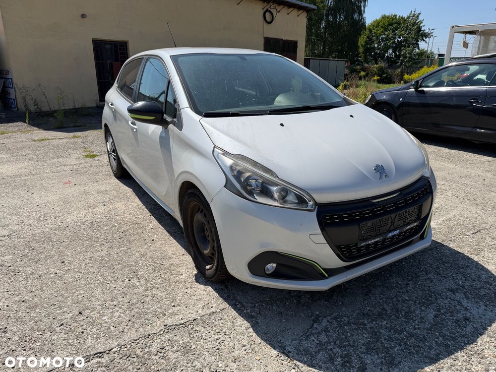 Peugeot 208 - 3