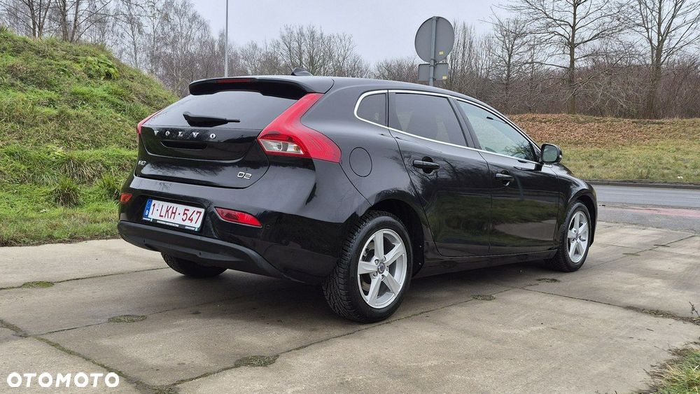 Volvo V40 D2 Momentum - 3