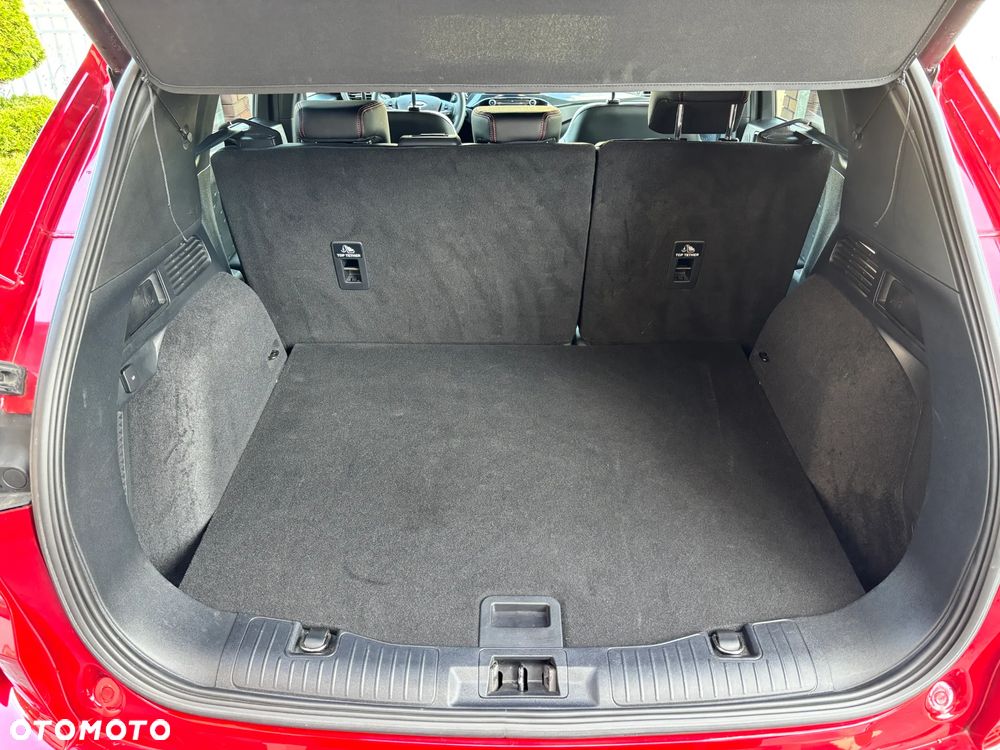 Ford Kuga 2.5P PHEV FWD ST-Line X - 35