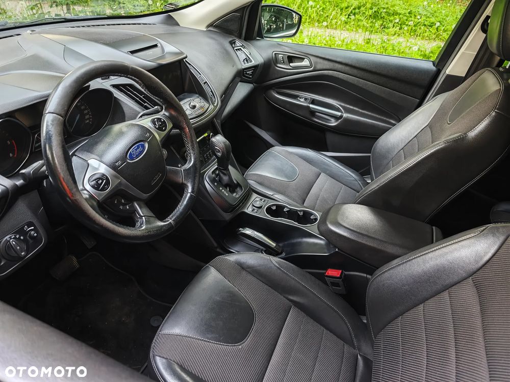 Ford Kuga 2.0 TDCi 4x4 Titanium - 8