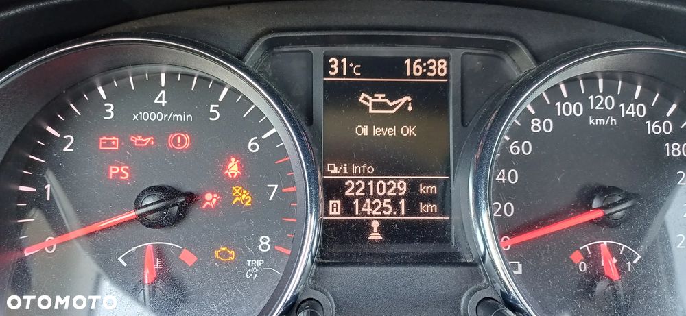 Nissan Qashqai - 17