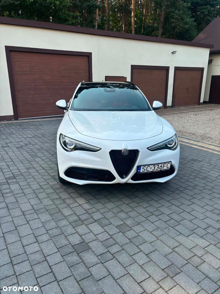Alfa Romeo Stelvio 2.0 Turbo TI Q4 - 1