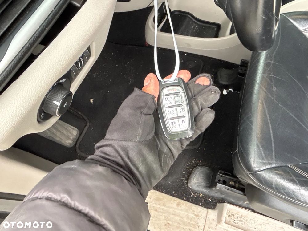 Chrysler Pacifica - 21