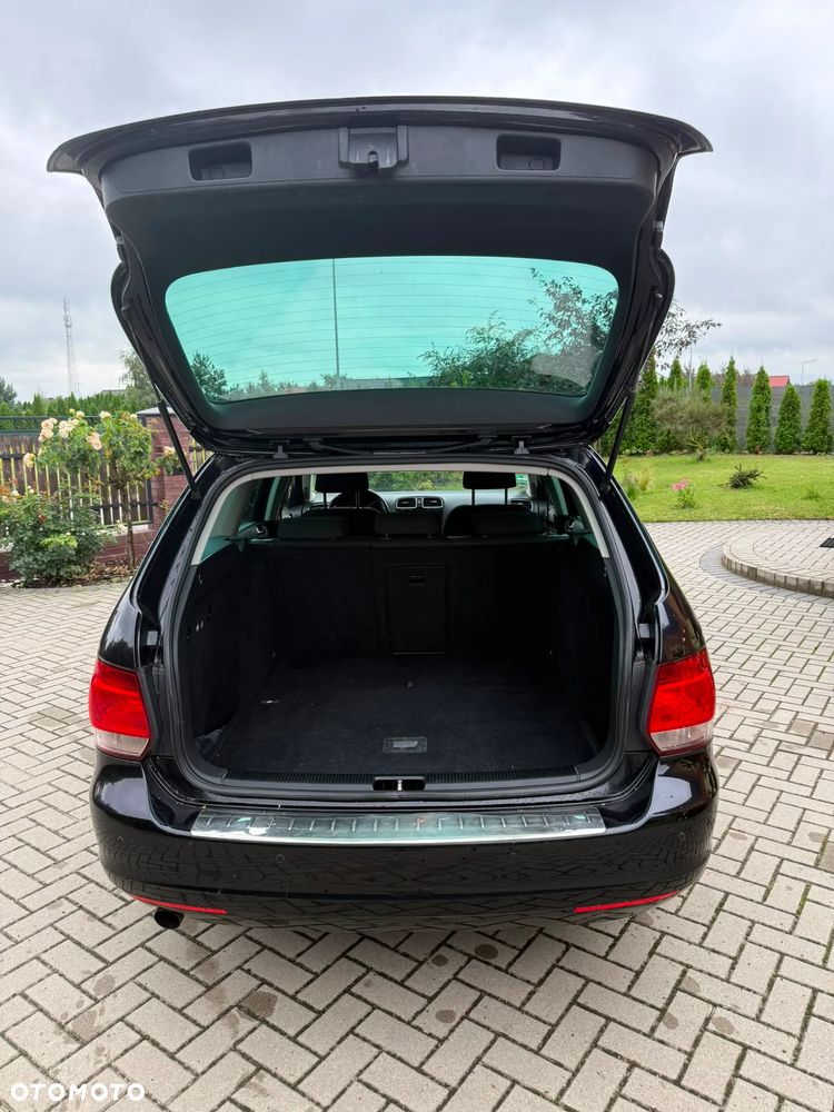 Volkswagen Golf 1.6 TDI DPF Comfortline - 12