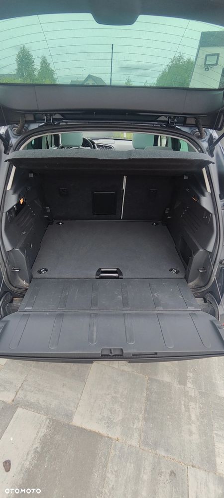 Peugeot 3008 HDi FAP 165 Automatik Allure - 14