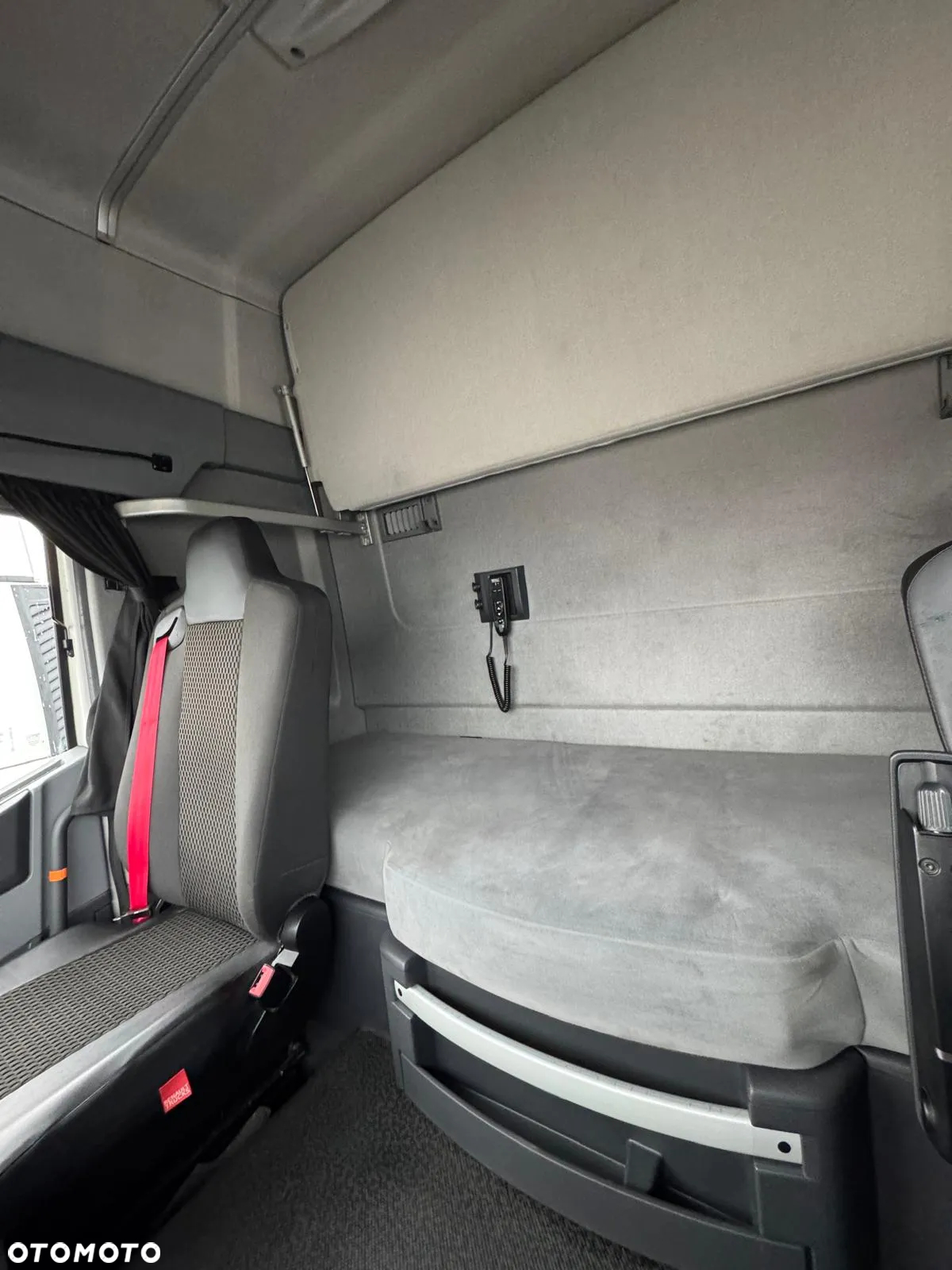 Renault T480 Sleeper Cab - 7