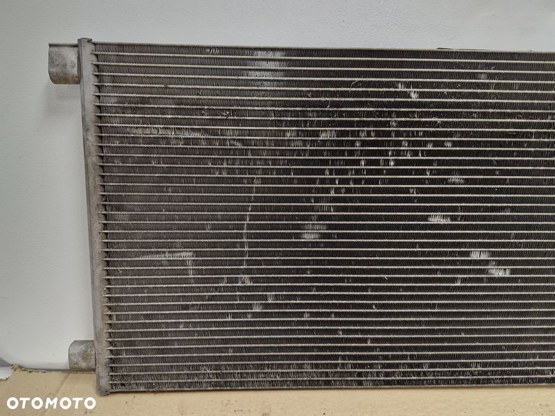 renault trafic iii 3 vivaro b 2.0 dci chłodnica klimatyzacji 921006188r - 10