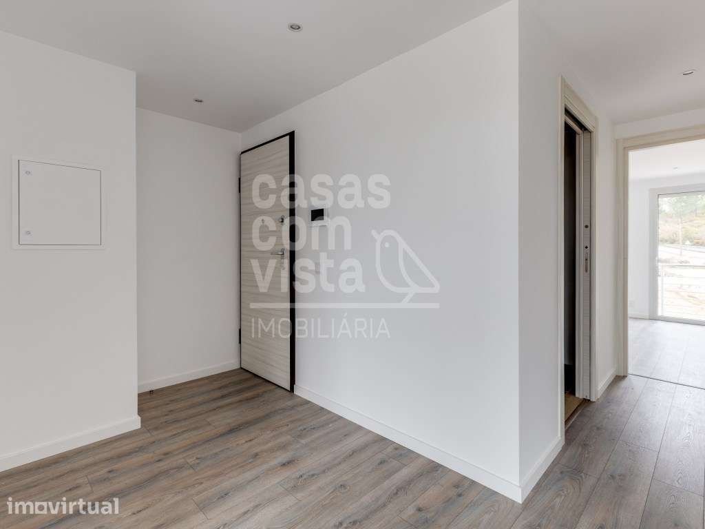 Apartamento T4 de arquitetura moderna junto da cidade, Pombal -Leiria - Grande imagem: 2/39