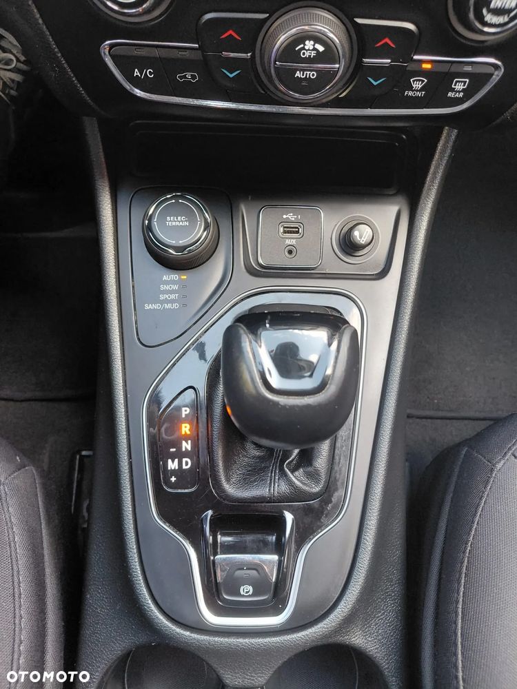Jeep Cherokee 2.2 MJ II Active Drive I Automatik Limited - 12