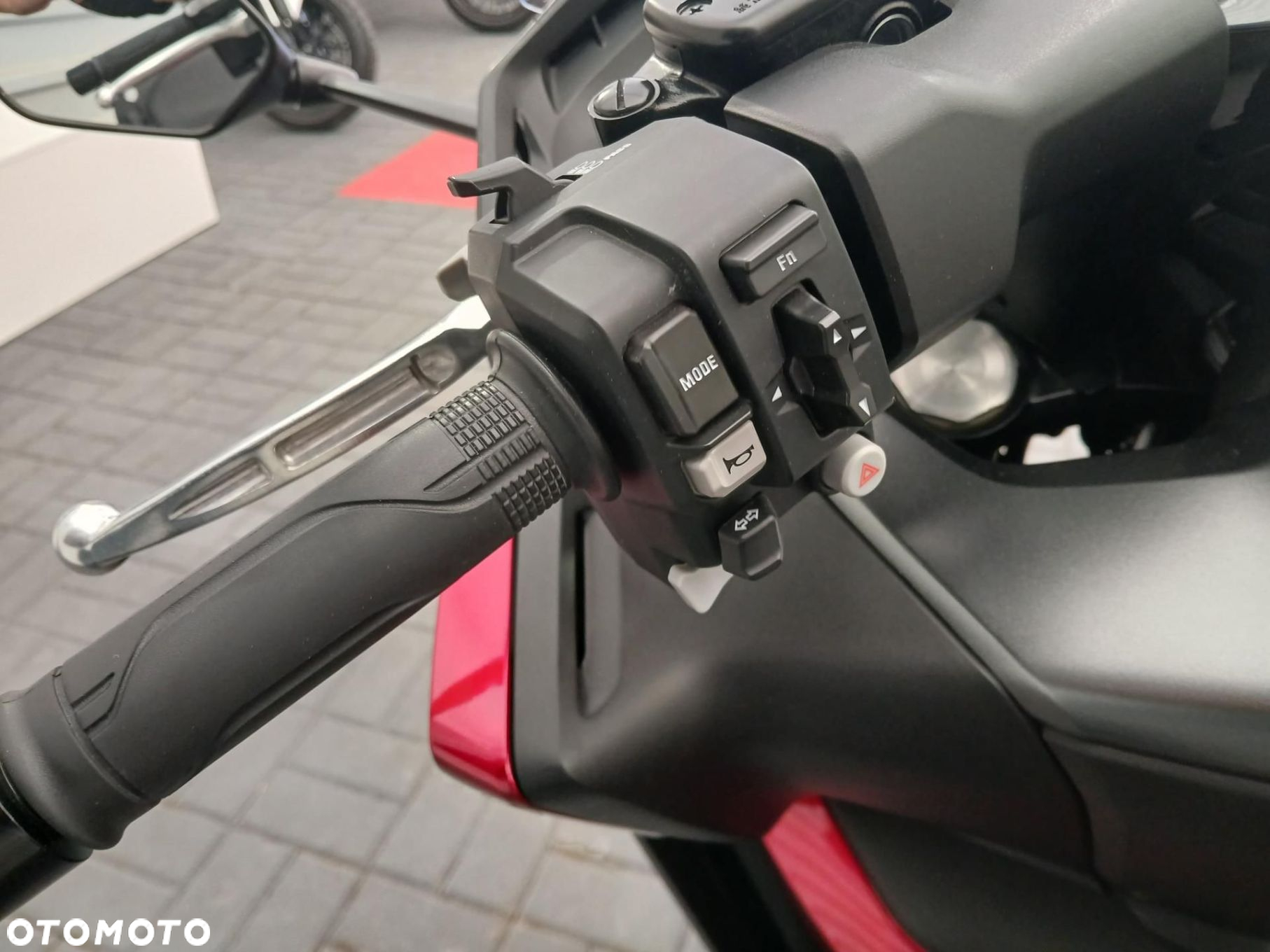 Honda NSS - 9