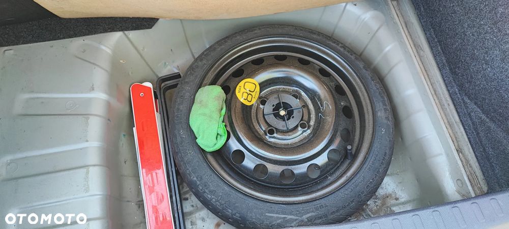 Nissan Micra 1.2 edition 25 Jahre - 18