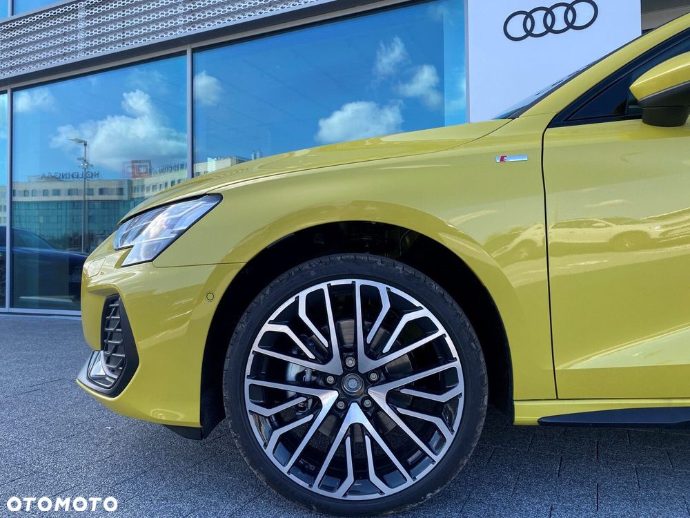 Audi A3 Sportback - 3