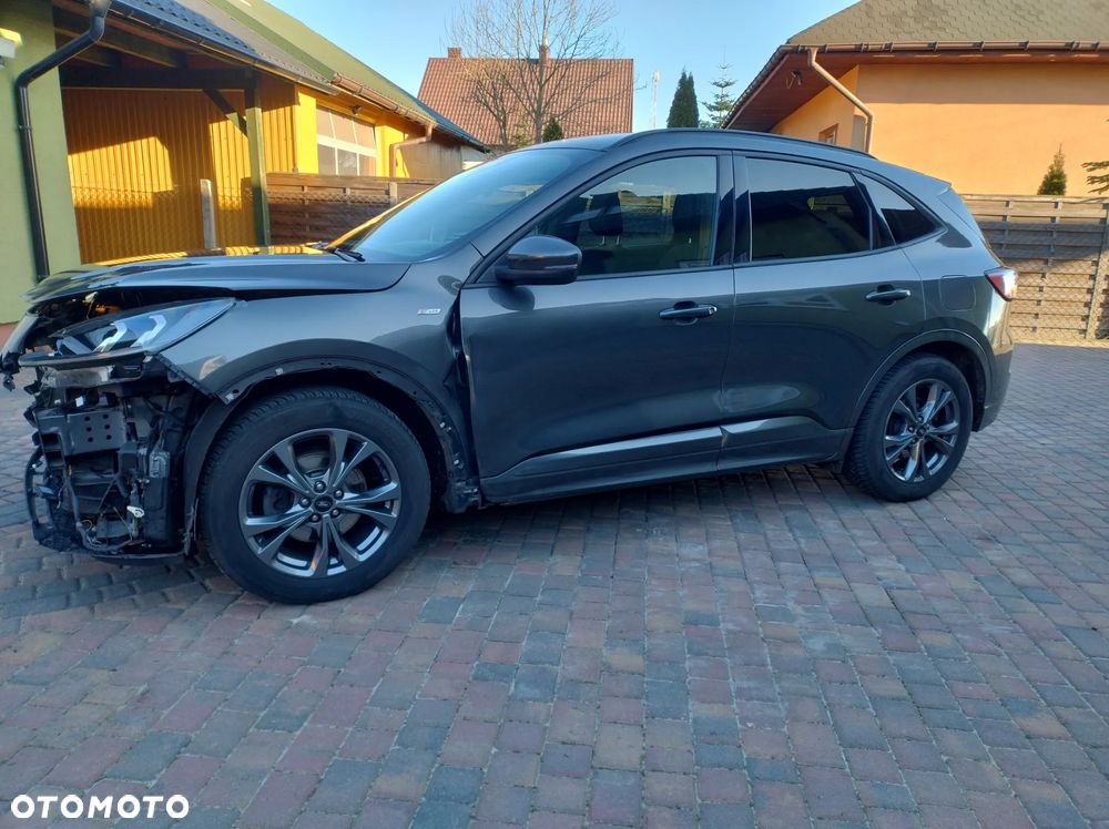 Ford Kuga 2.0 EcoBlue 4x4 ST-LINE X - 10