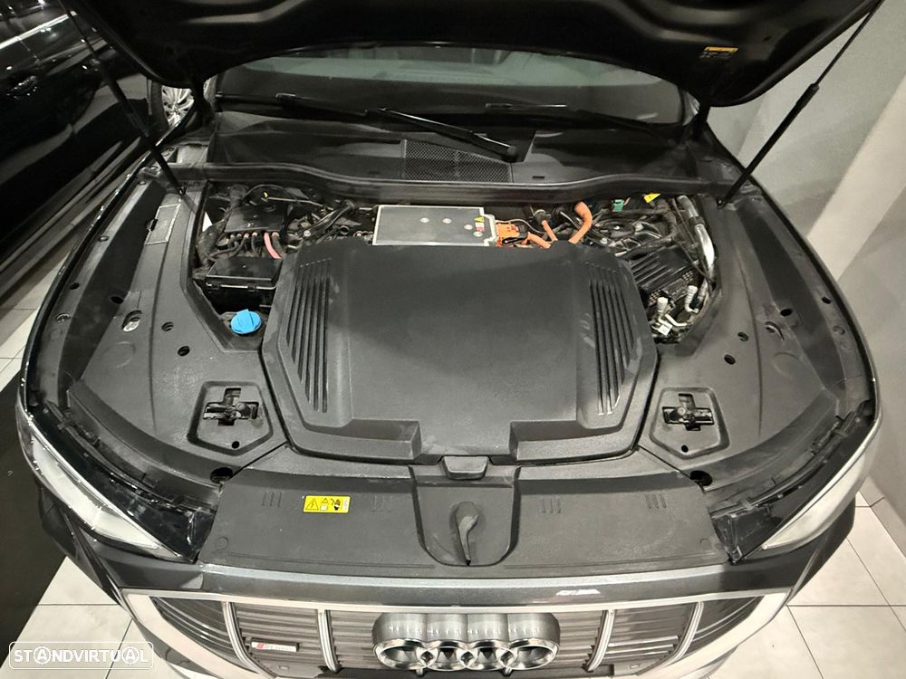Audi e-tron 55 quattro S line - 37