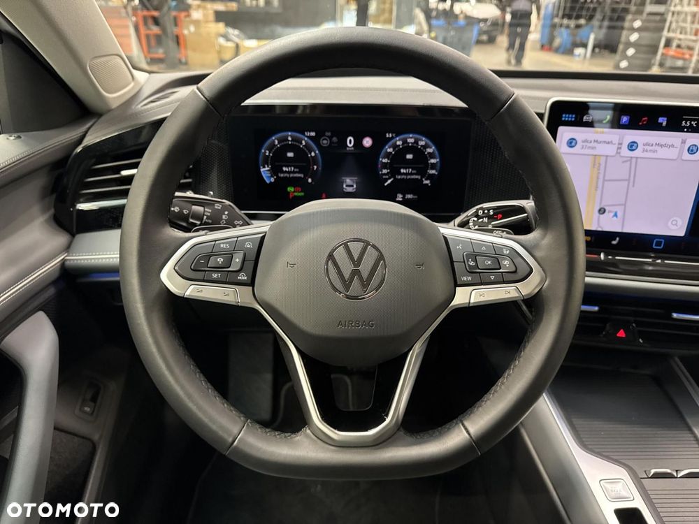 Volkswagen Passat - 15