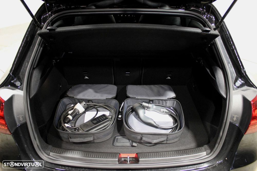 Mercedes-Benz A 250 e - 9