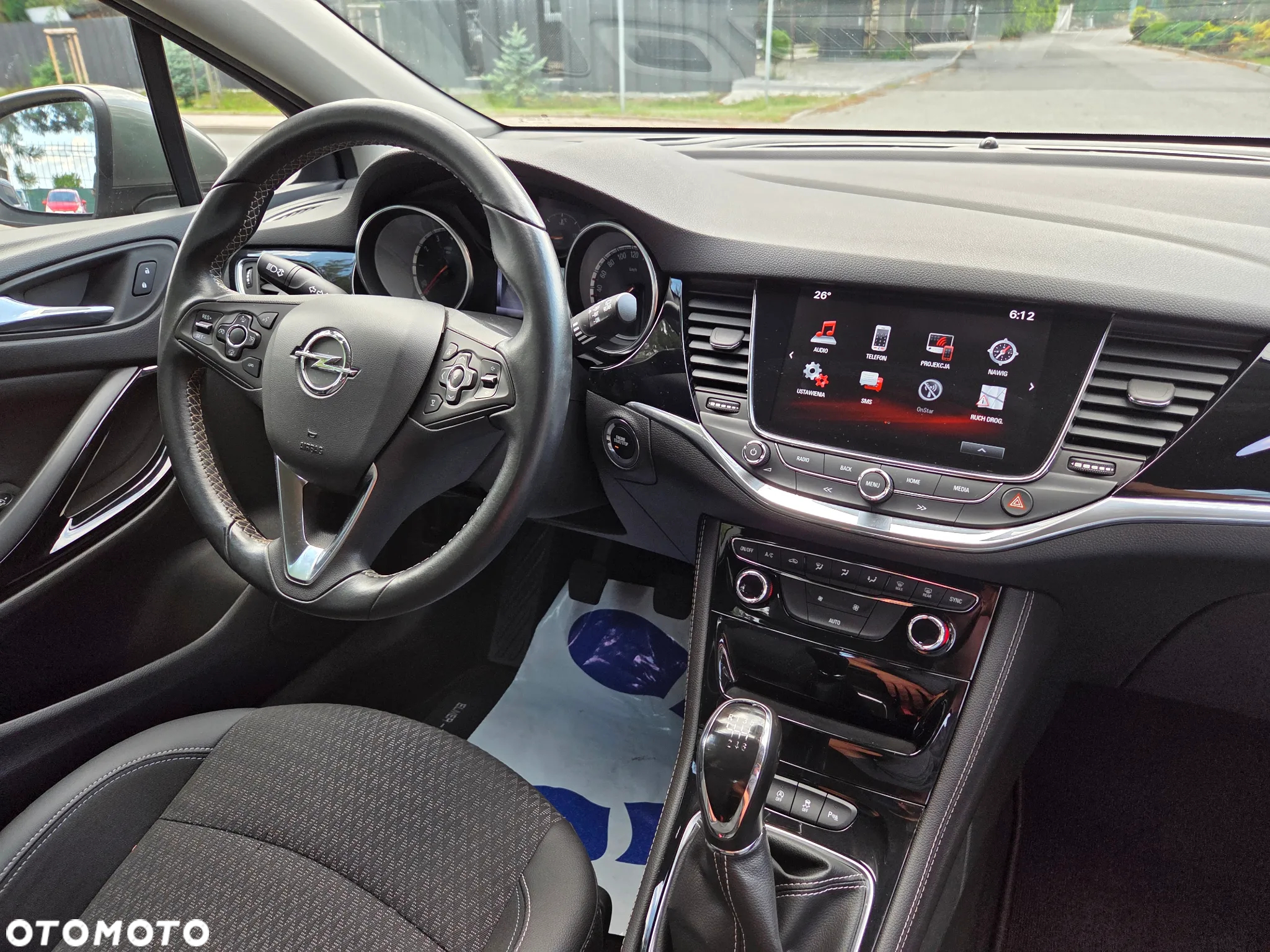 Opel Astra 1.4 Turbo Innovation - 15
