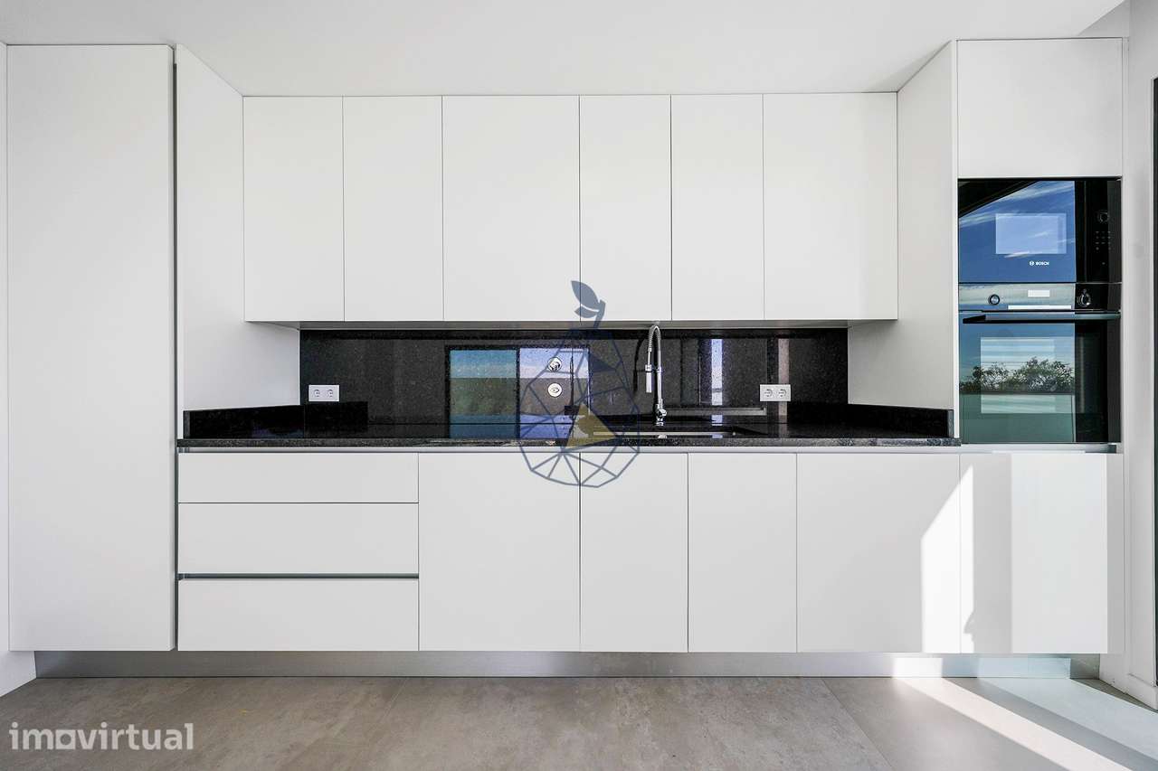 Maravilhosa moradia nova T3+1 nova com piscina - 185 m2 em Mexilhoeira - Grande imagem: 5/60