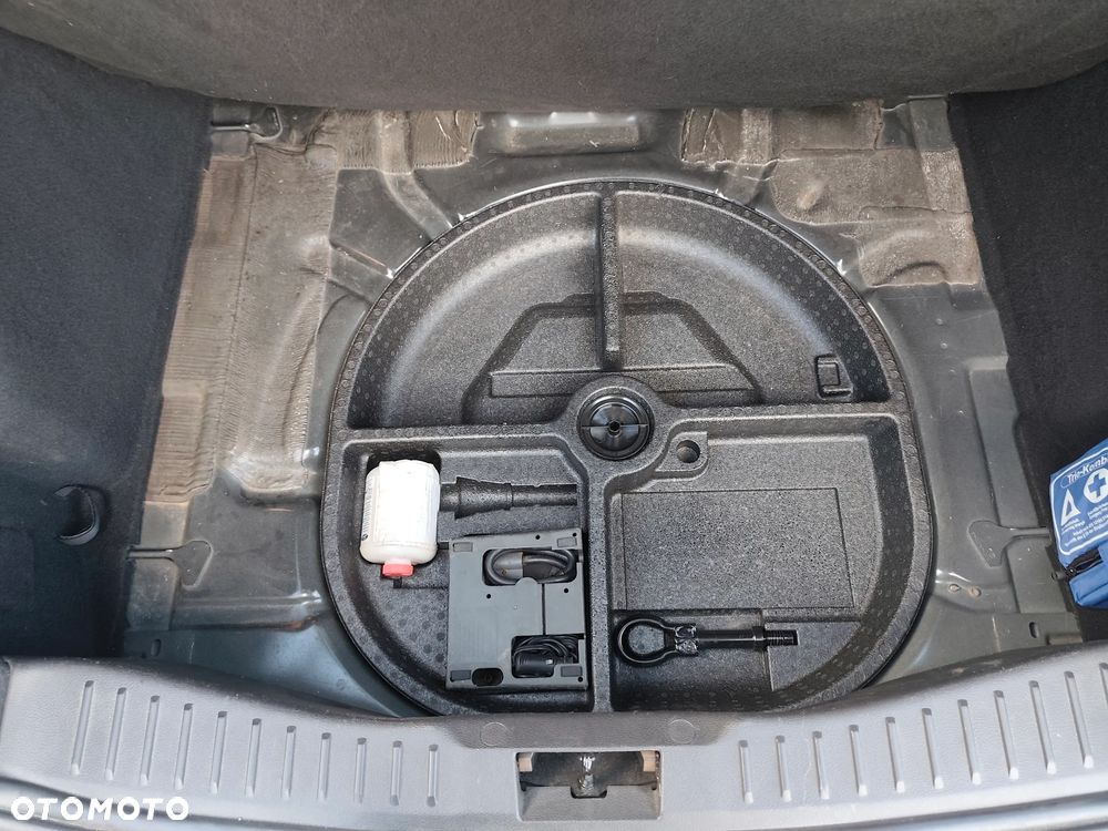 Ford Focus 1.0 EcoBoost Start-Stopp-System SYNC Edition - 14
