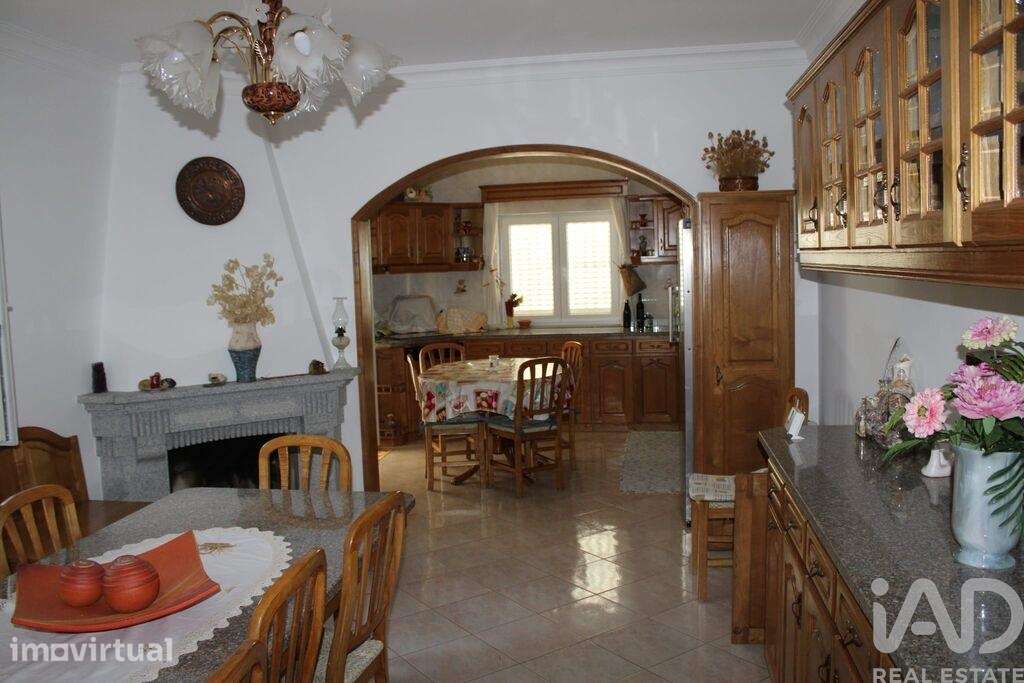 Casa / Villa T4 em Nogueira do Cravo de 150,00 m2 - Grande imagem: 4/18