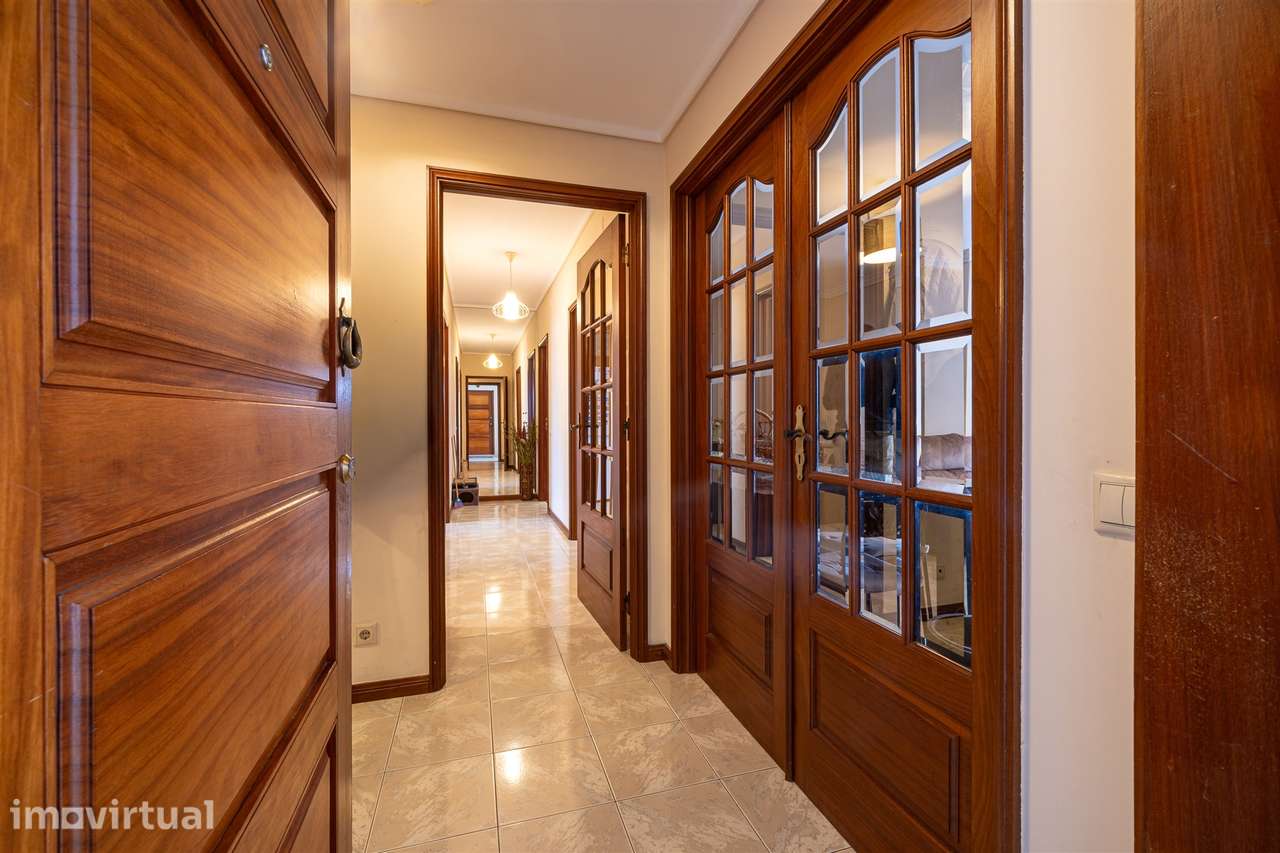 Apartamento T3 Venda em Paços de Brandão,Santa Maria da Feira - Grande imagem: 4/24