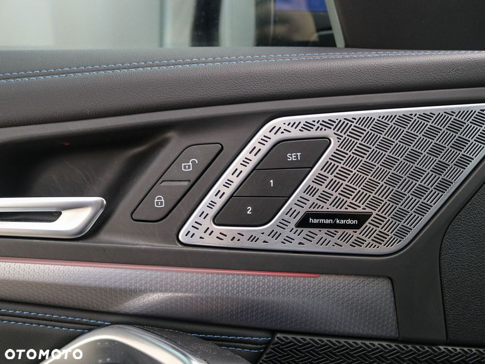 BMW X1 - 15