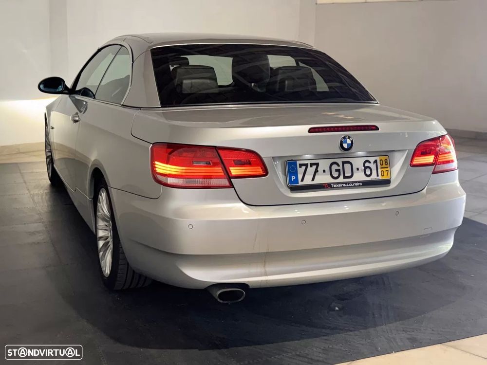 BMW 320 d Cabrio Intense - 15