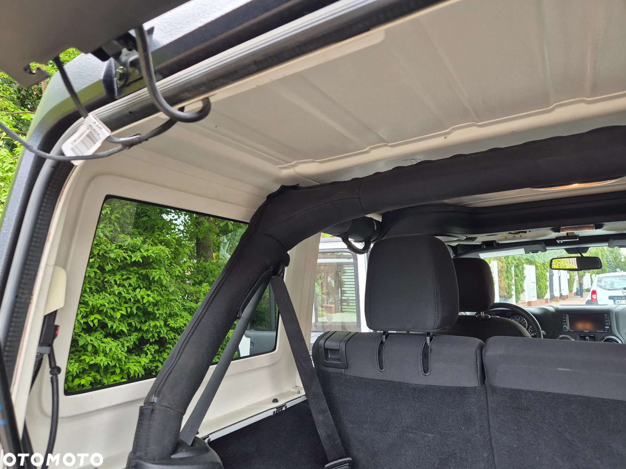 Jeep Wrangler - 24