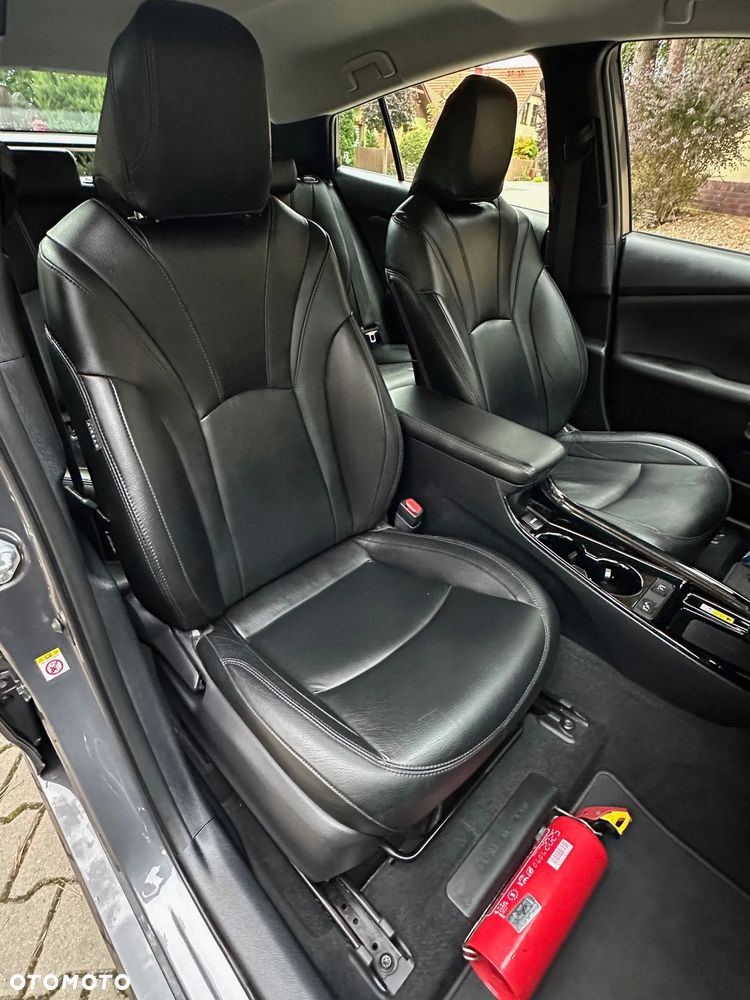 Toyota Prius 1.8 Hybrid Prestige - 39