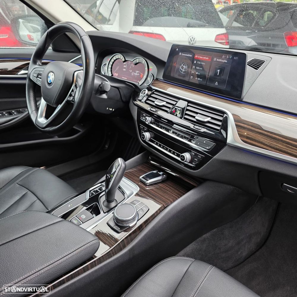 BMW 520 d Line Luxury Auto - 6