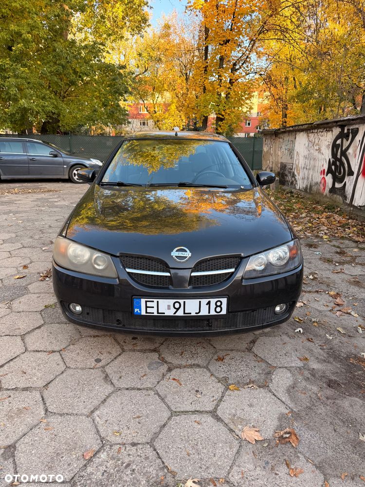 Nissan Almera - 1