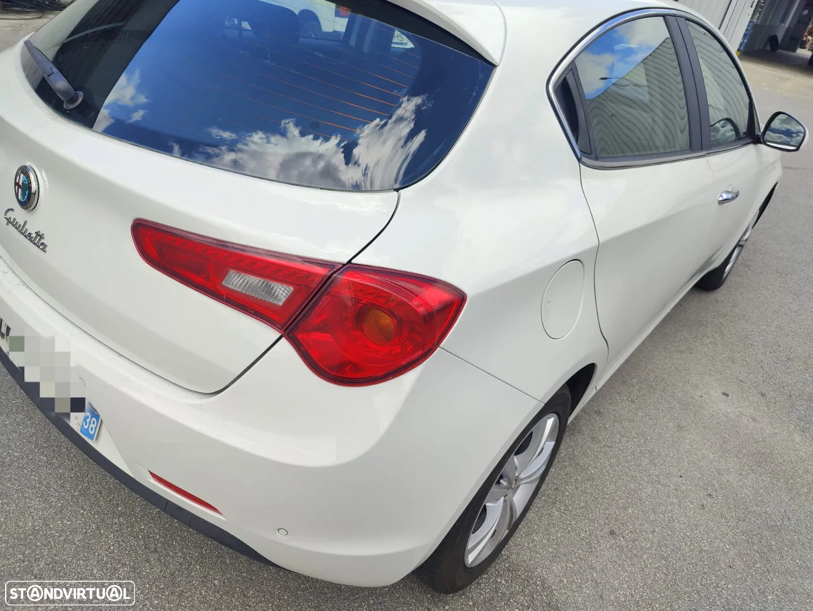 Alfa Romeo Giulietta 1.6 JTDM 16V Business - 4