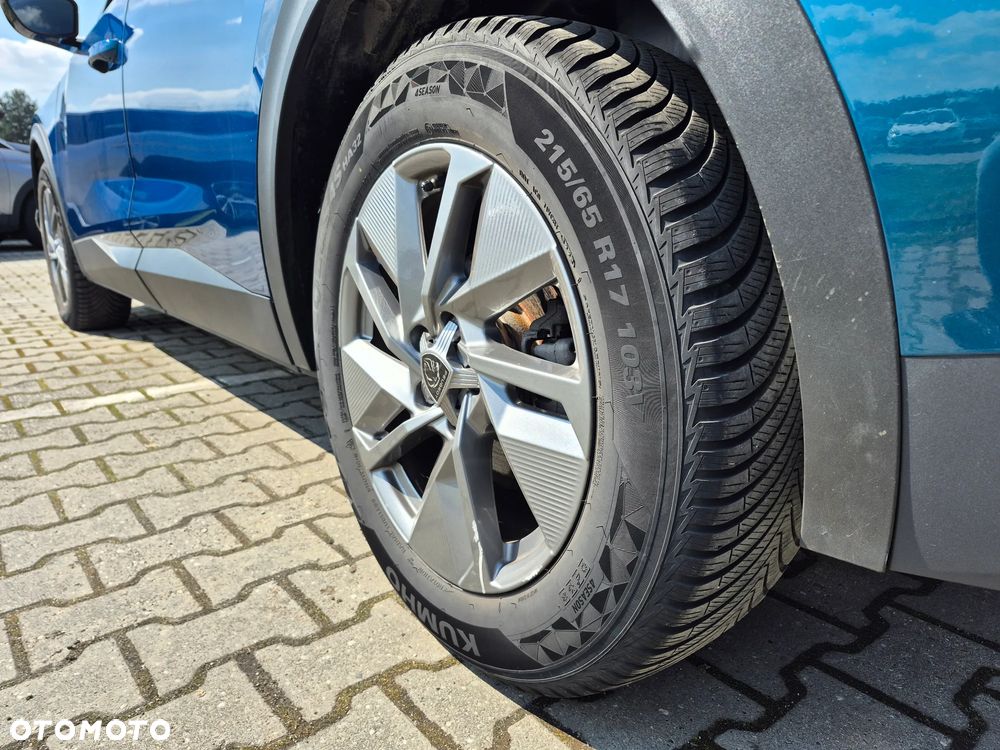 Peugeot 408 1.2 PureTech Allure S&S EAT8 - 32